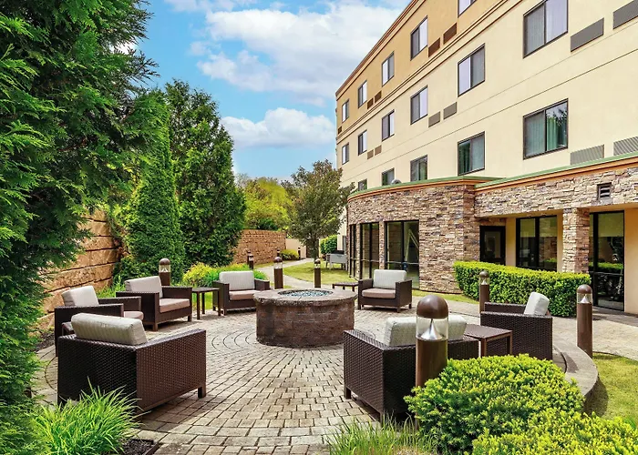 Courtyard By Marriott Oneonta
